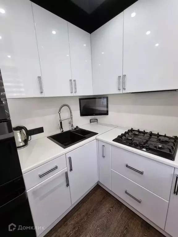 Продаётся 3-к квартира, 62.8 м - Фото 0