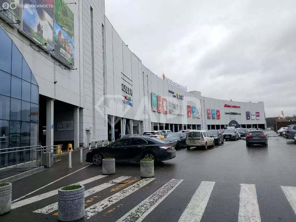 Торговая площадь (1000 м) - Фото 1