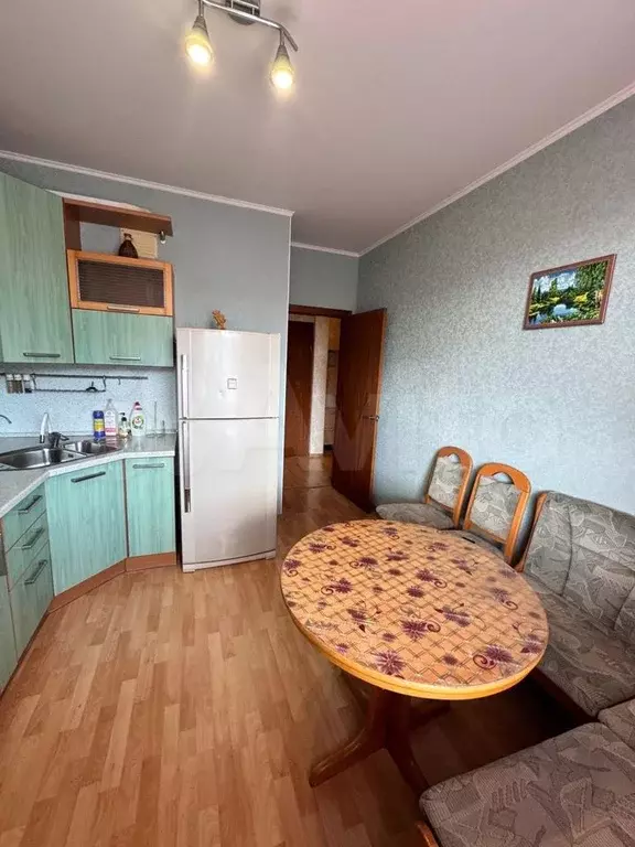 2-к. квартира, 60 м, 5/9 эт. - Фото 1