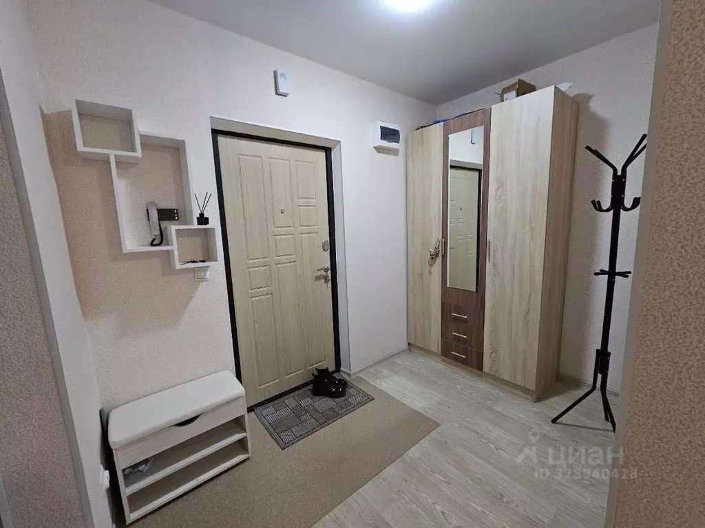 1-к кв. Тюменская область, Тюмень ул. Василия Подшибякина, 21 (39.0 м) - Фото 1