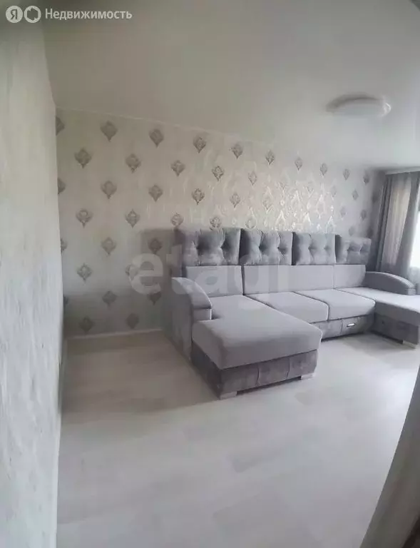 3-комнатная квартира: Чернушка, улица Мамина-Сибиряка, 9 (57 м) - Фото 1