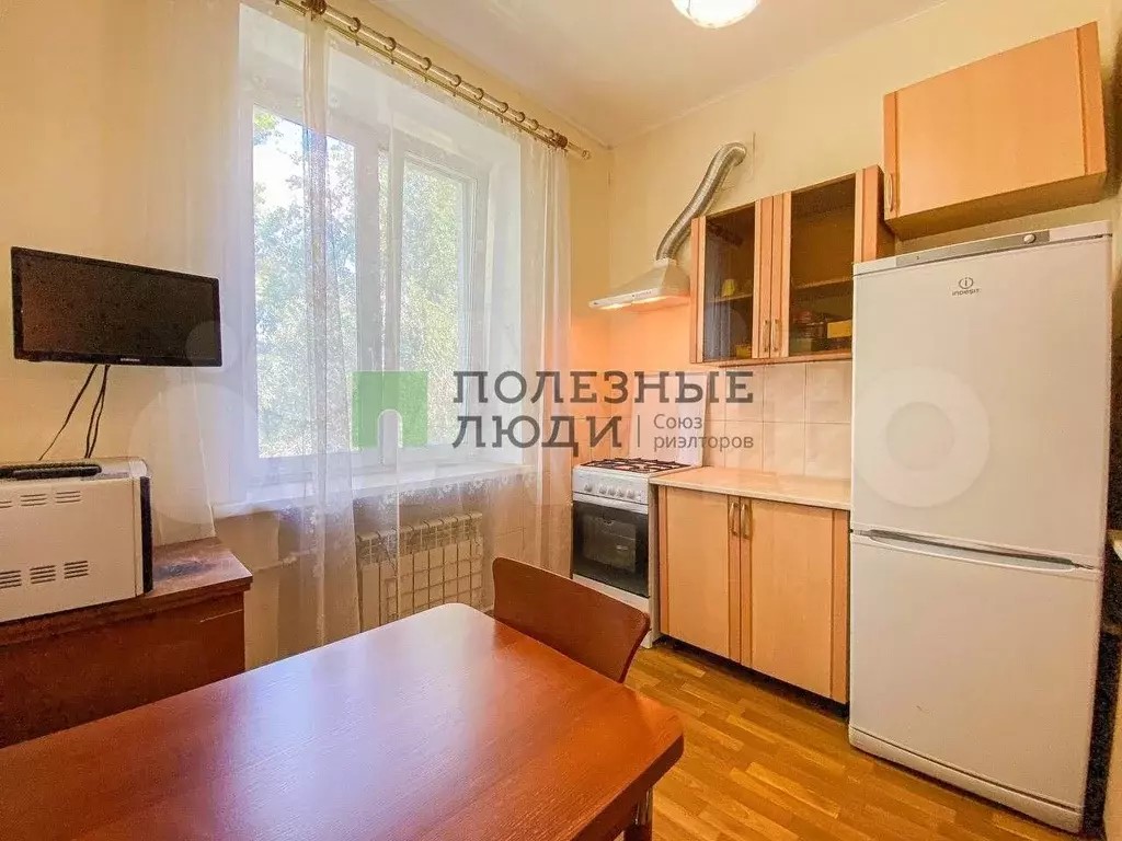 1-к. квартира, 42 м, 5/5 эт. - Фото 1