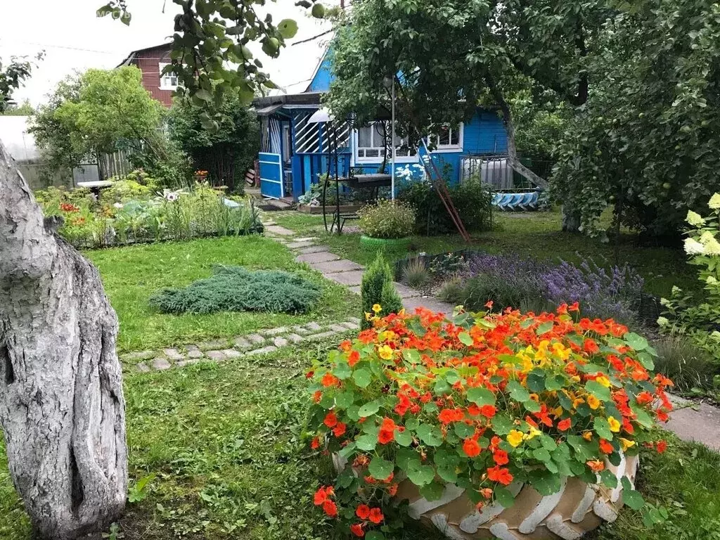 Дом в Ленинградская область, Волховское городское поселение (18 м) - Фото 1