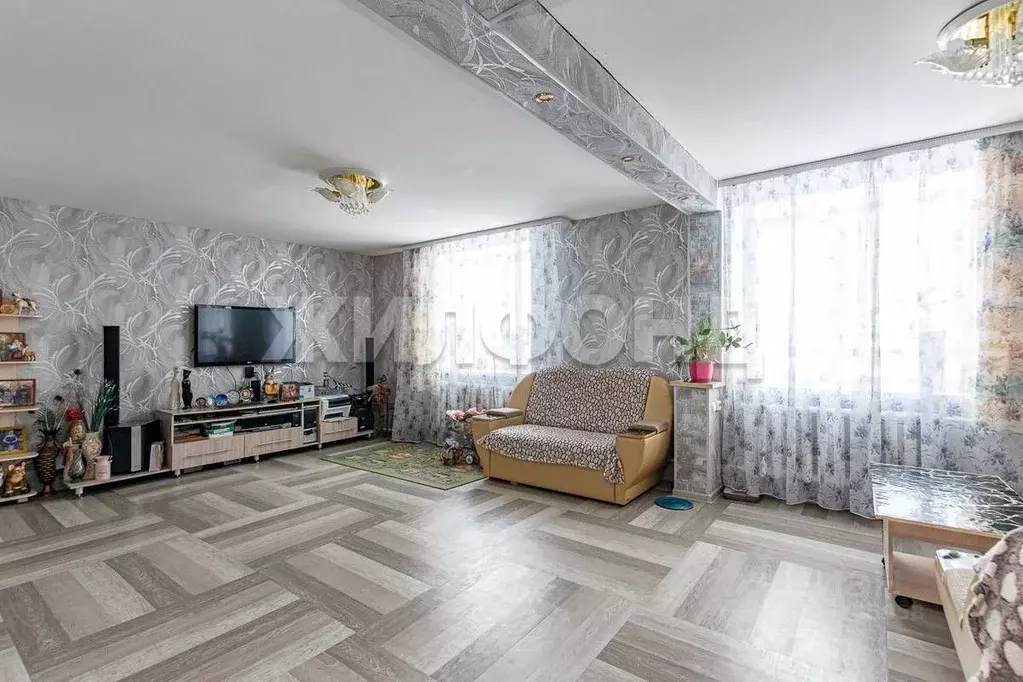 Дом в Алтайский край, Барнаул городской округ, пос. Лесной пер. 5-й ... - Фото 1