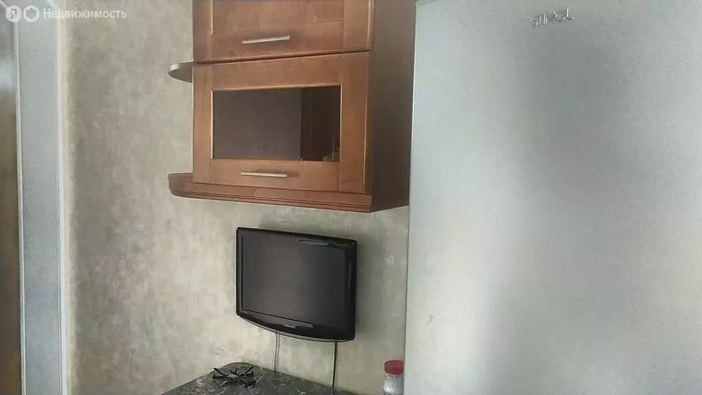 4-комнатная квартира: Нальчик, улица Ашурова, 4 (62 м) - Фото 0