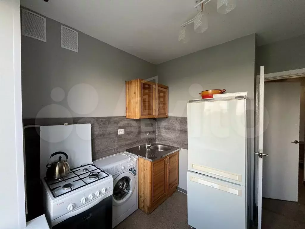 3-к. квартира, 60 м, 9/9 эт. - Фото 0