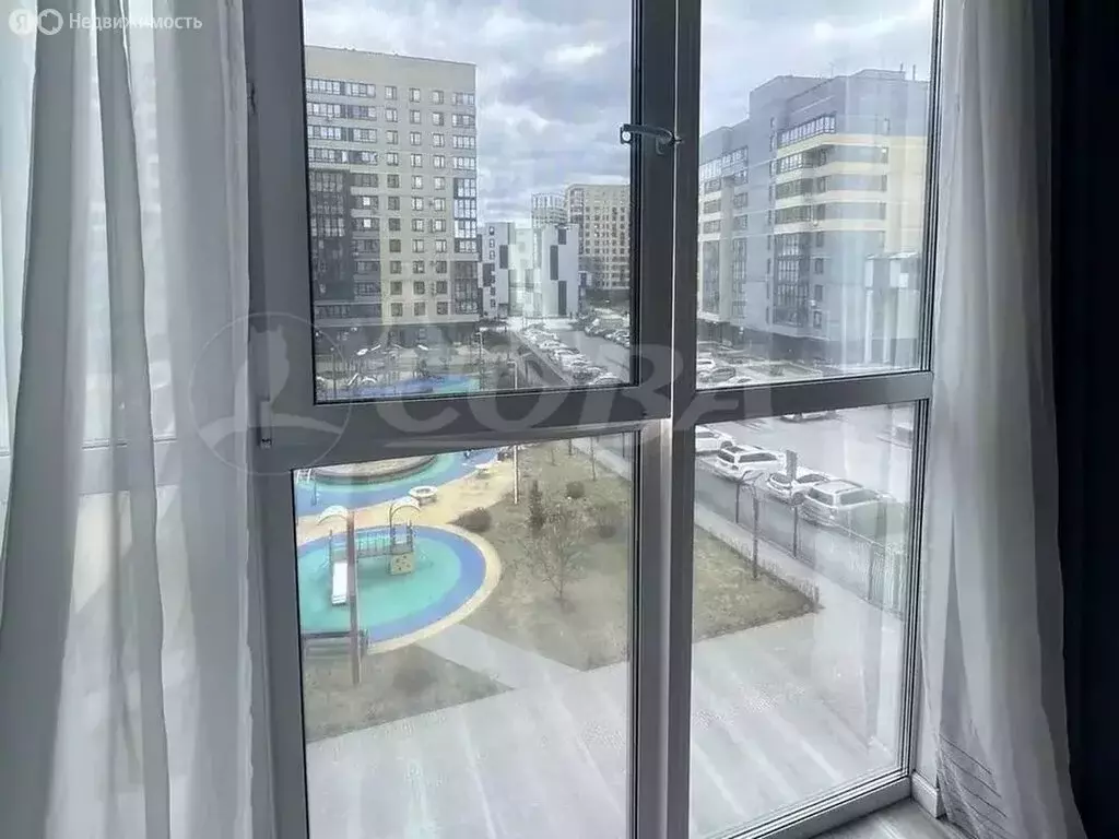2-комнатная квартира: Тюмень, улица Газовиков, 73 (63.9 м) - Фото 1