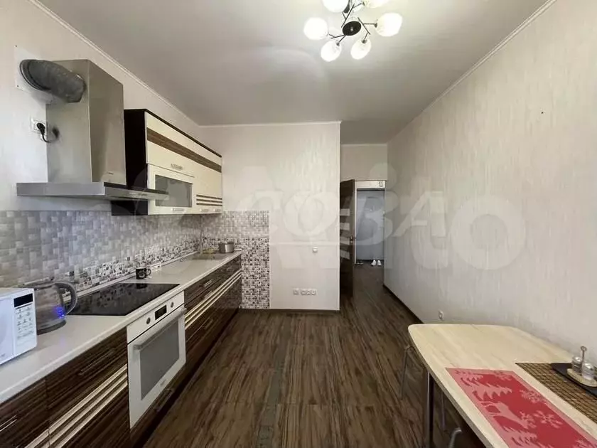 1-к. квартира, 45 м, 9/18 эт. - Фото 1