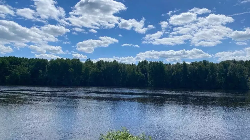 Дом в Ленинградская область, Киришский район, Глажевское с/пос, д. ... - Фото 1
