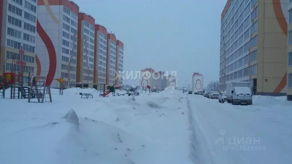 1-к кв. Новосибирская область, Новосибирск ул. Петухова, 101/1 (26.0 ... - Фото 0