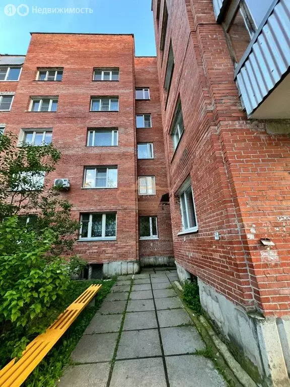 3-комнатная квартира: Сосновый Бор, Липовский проезд, 17 (71.9 м) - Фото 0