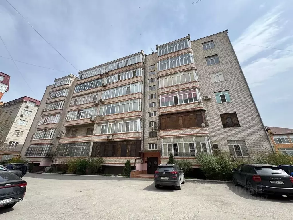 4-к кв. Дагестан, Махачкала ул. Ирчи Казака, 77В (139.7 м) - Фото 0