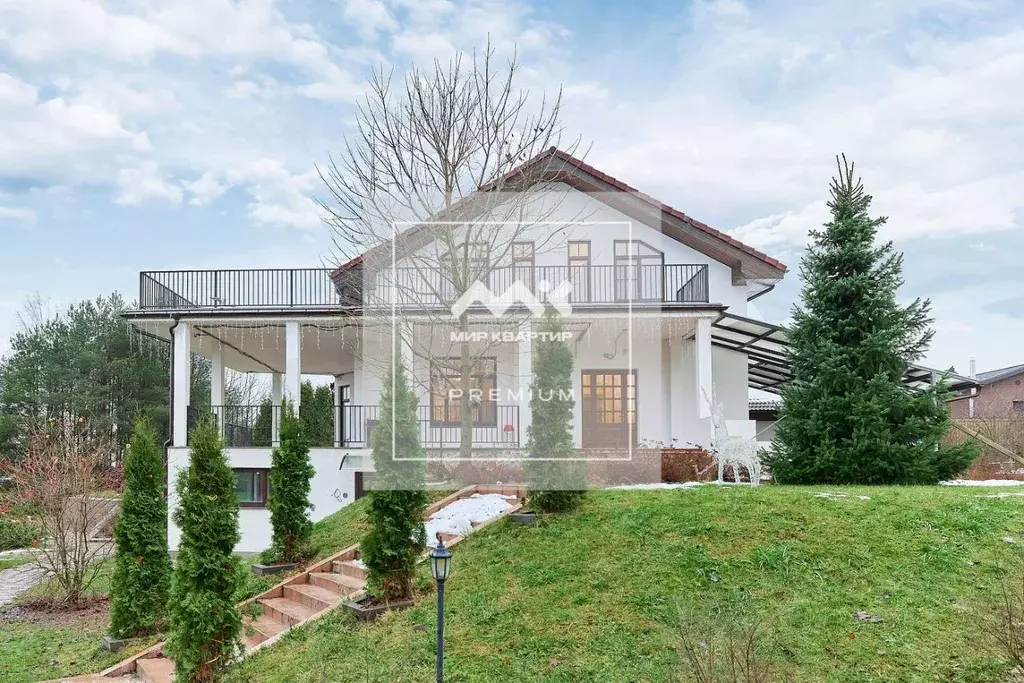 Дом в Ленинградская область, Всеволожский район, Бугровское городское ... - Фото 1