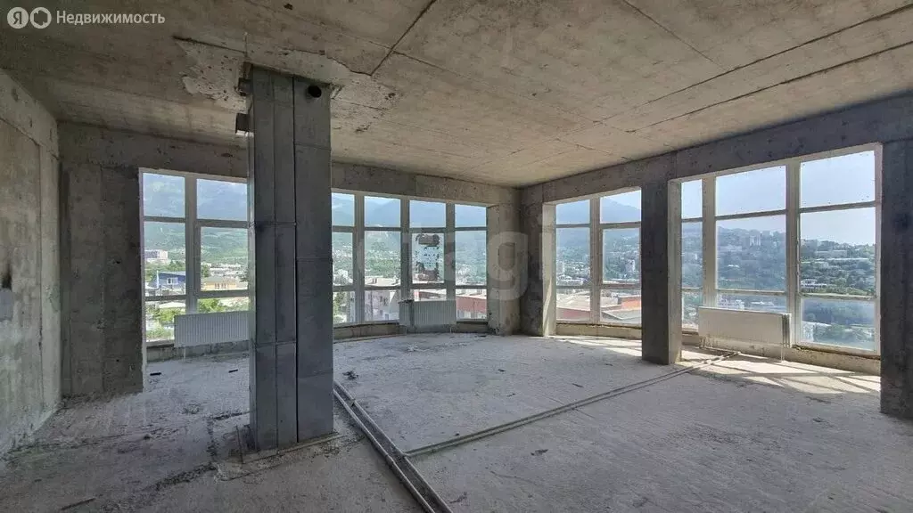 2-комнатная квартира: Ялта, Ореховая улица, 23 (105 м) - Фото 2