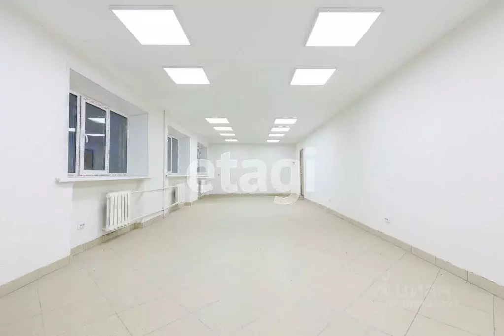 Помещение свободного назначения в Брянская область, Брянск ул. 3-го ... - Фото 1