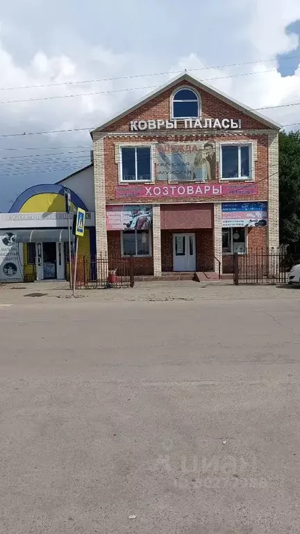 Торговая площадь в Ростовская область, пос. Зимовники ул. Савина . - Фото 1