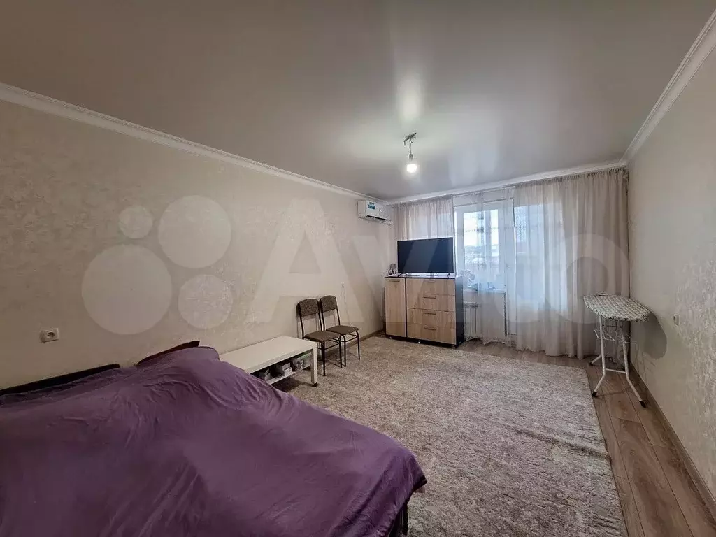 1-к. квартира, 38 м, 8/9 эт. - Фото 0