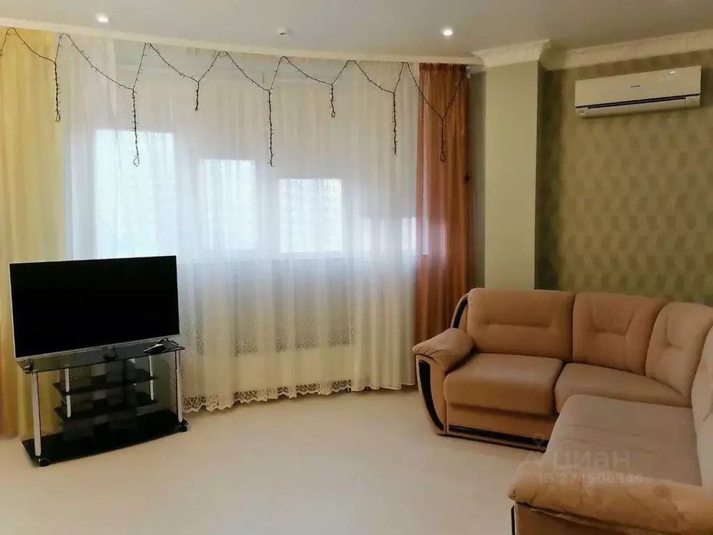 2-к кв. Белгородская область, Белгород Садовая ул., 3А (108.6 м) - Фото 1