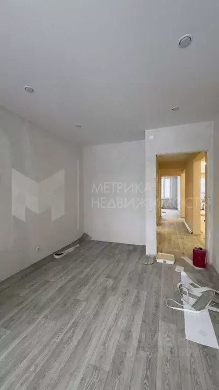 3-к кв. Тюменская область, Тюмень ул. Анатолия Клиндюка, 3 (83.0 м) - Фото 1