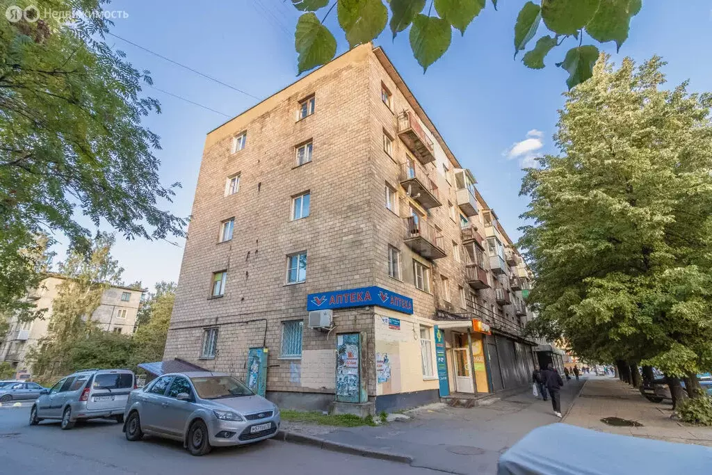 3-комнатная квартира: Петрозаводск, Октябрьский проспект, 22 (57 м) - Фото 0