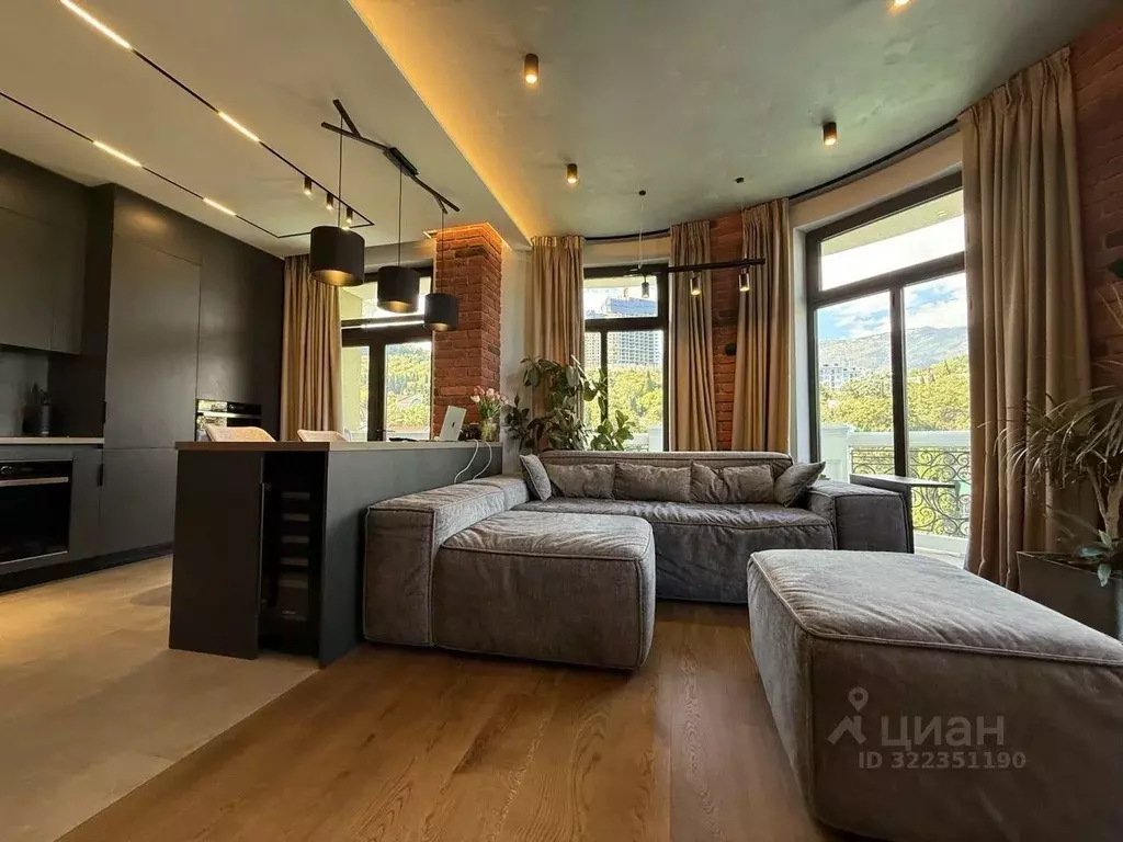 3-к кв. Крым, Ялта муниципальный округ, Ливадия пгт ул. Виноградная, ... - Фото 0