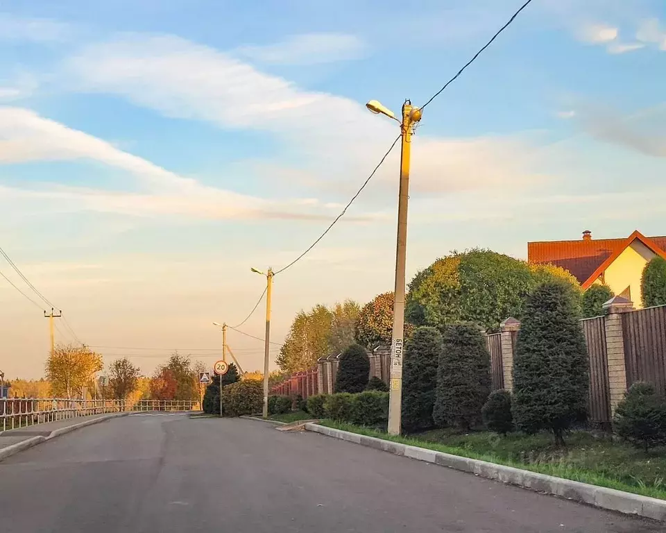 Участок в Московская область, Мытищи городской округ, д. Муракино ул. ... - Фото 1