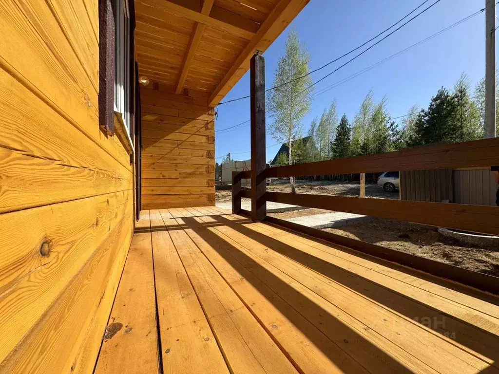 Дом в Иркутская область, Иркутский муниципальный округ, д. Карлук ул. ... - Фото 1