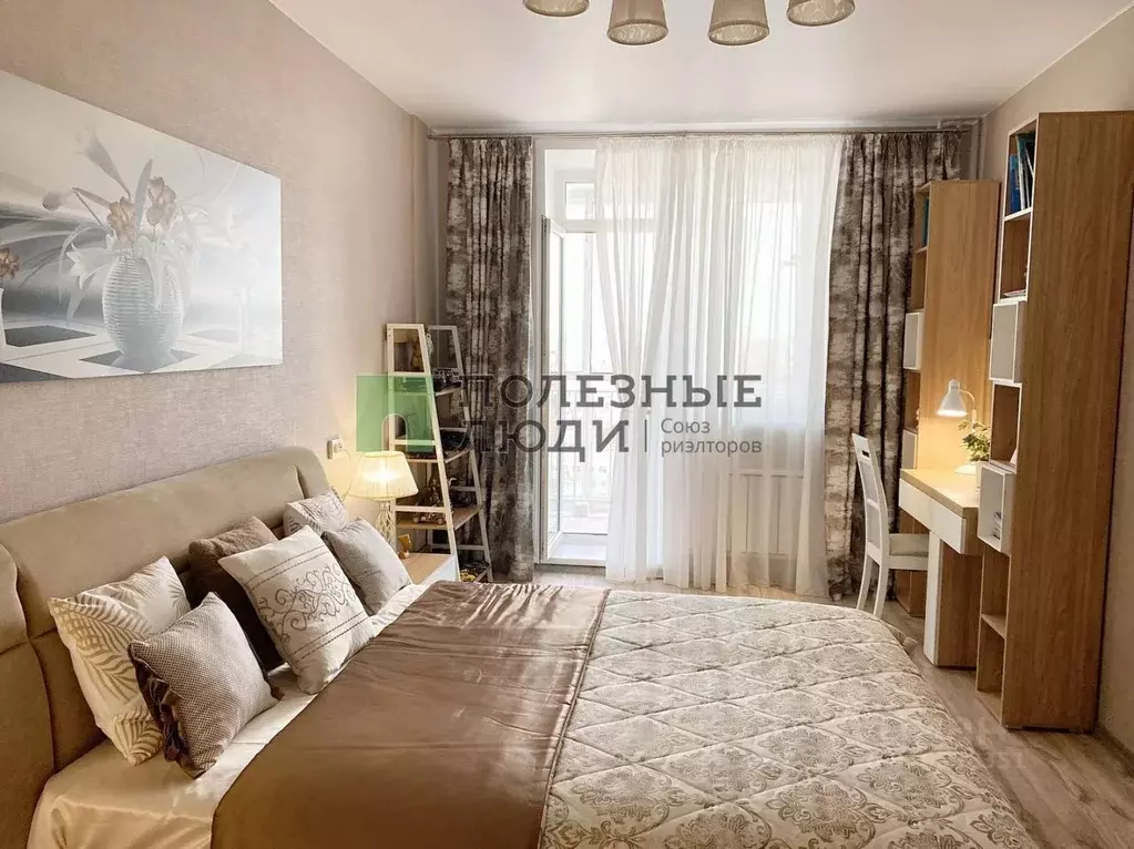 2-к кв. Курганская область, Курган ул. Кирова, 119Б (79.7 м) - Фото 0