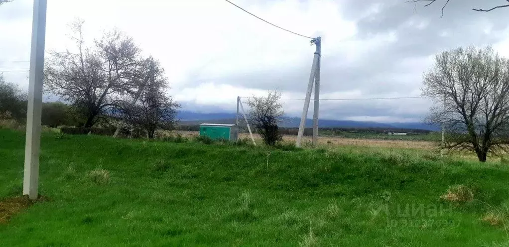 Участок в Севастополь с. Орлиное, ул. Рябиновая, 33 (190.0 сот.) - Фото 0