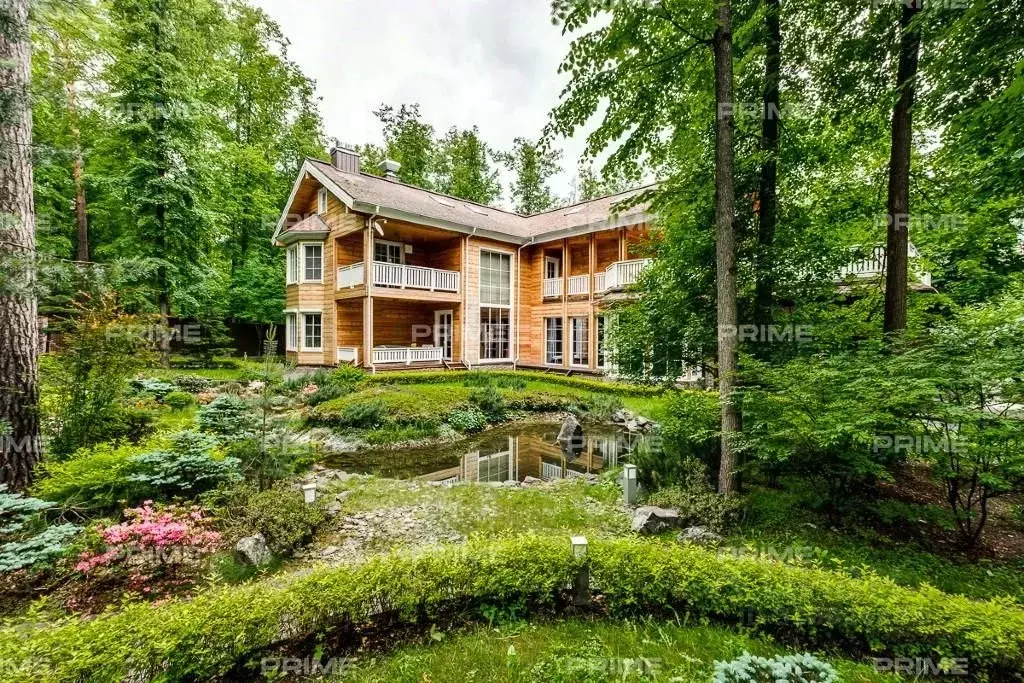 Коттедж в Московская область, Одинцовский городской округ, д. Жуковка, ... - Фото 1