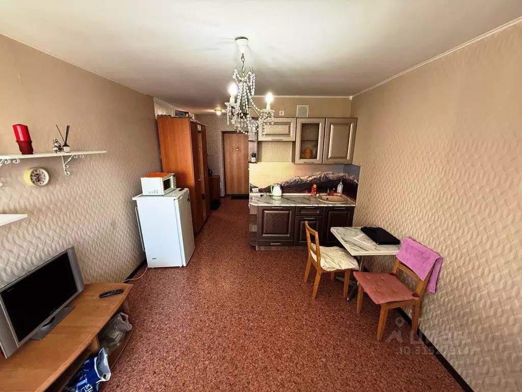 Студия Свердловская область, Екатеринбург ул. Рощинская, 27 (22.0 м) - Фото 1