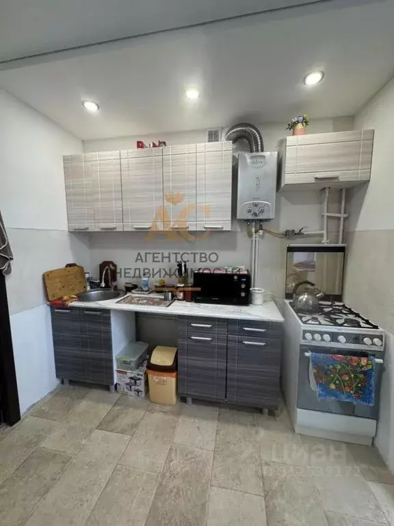 3-к кв. Крым, Феодосия ул. Челнокова, 98 (68.5 м) - Фото 2