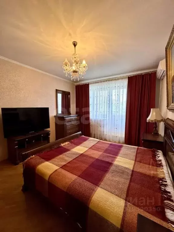 3-к кв. Белгородская область, Белгород Харьковский пер., 36г (97.5 м) - Фото 1