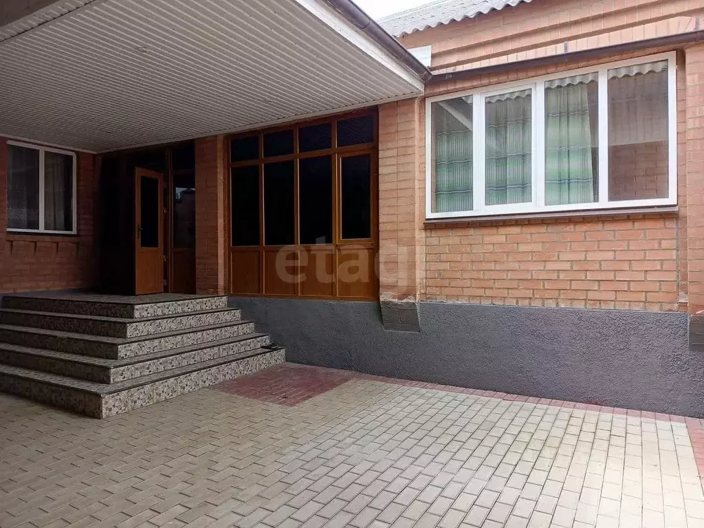 Дом в Ингушетия, Малгобек Кавказская ул. (350 м) - Фото 0