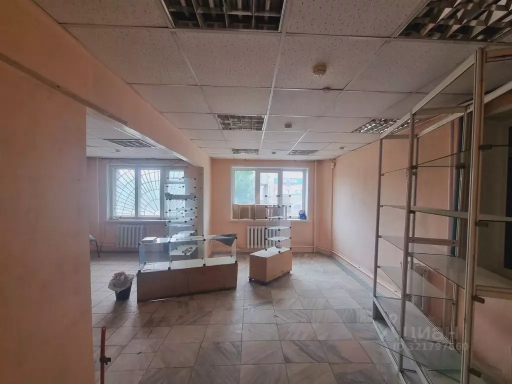 Помещение свободного назначения в Хакасия, Черногорск ул. Калинина, 32 ... - Фото 2