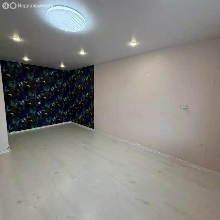 1-комнатная квартира: село Еткуль, улица Кирова, 48 (42 м) - Фото 1