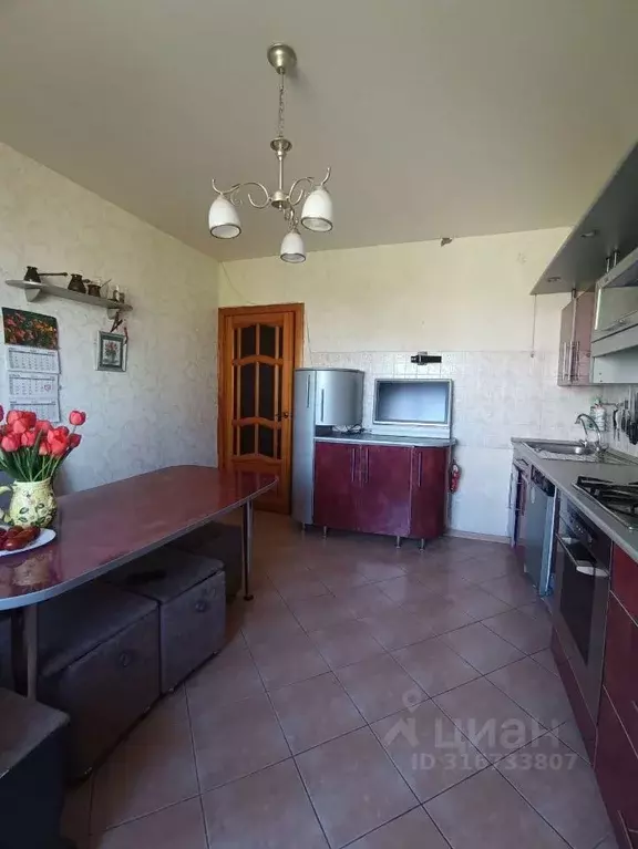 3-к кв. Воронежская область, Воронеж ул. МОПРА, 15 (88.0 м) - Фото 0