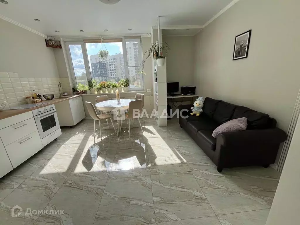 Продаётся 2-к квартира, 61.5 м - Фото 0