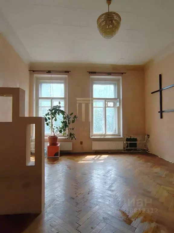 Комната Санкт-Петербург ул. Комсомола, 13 (26.8 м) - Фото 0