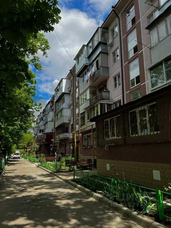 2-к кв. Краснодарский край, Краснодар ул. Гагарина, 61 (43.8 м) - Фото 0