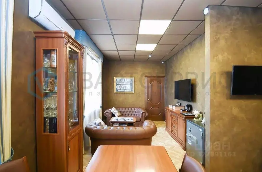 Офис в Омская область, Омск Городок Нефтяников мкр, ул. 20-го ... - Фото 1