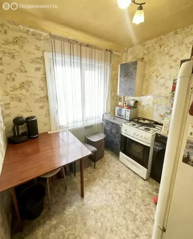 2-комнатная квартира: Березники, улица Ломоносова, 139 (44 м) - Фото 1