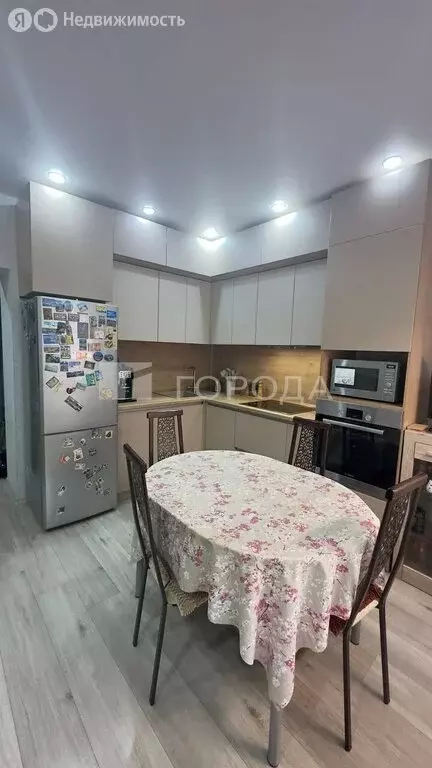 3-комнатная квартира: Новосибирск, улица Юности, 3 (52.9 м) - Фото 2