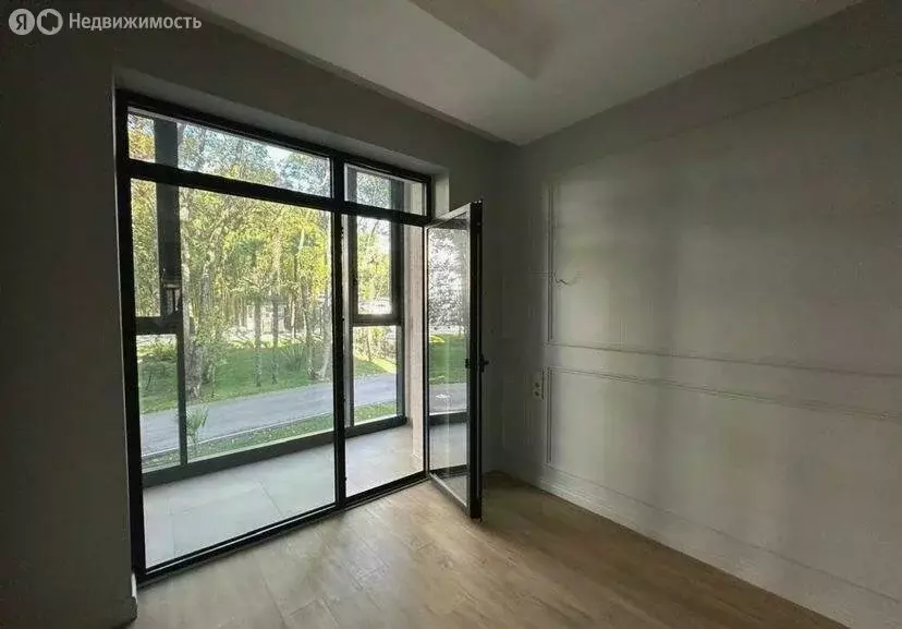 2-комнатная квартира: Сочи, Курортный проспект, 86 (90.6 м) - Фото 1
