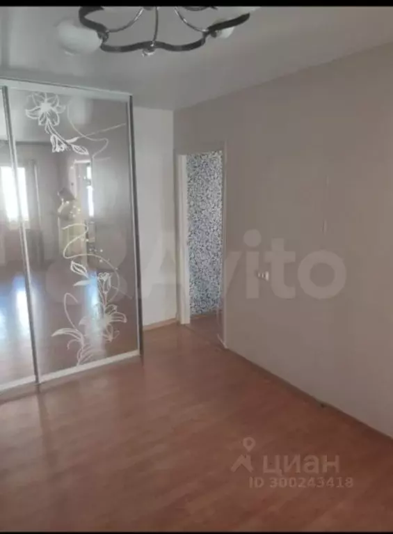 3-к кв. Челябинская область, Челябинск ул. Дегтярева, 48 (50.0 м) - Фото 1