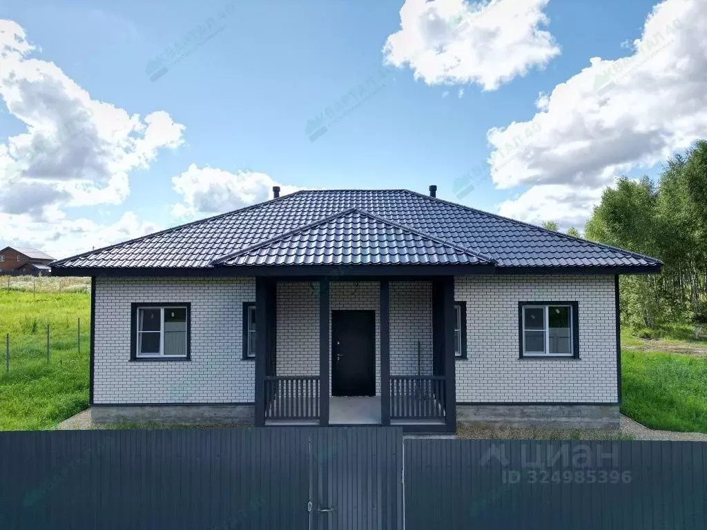 Дом в Калужская область, Жуковский муниципальный округ, Корсаково ... - Фото 1