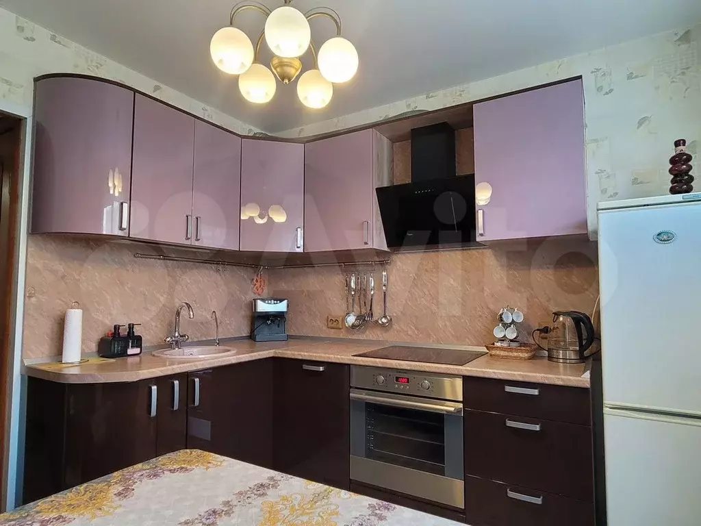 2-к. квартира, 52 м, 2/10 эт. - Фото 0
