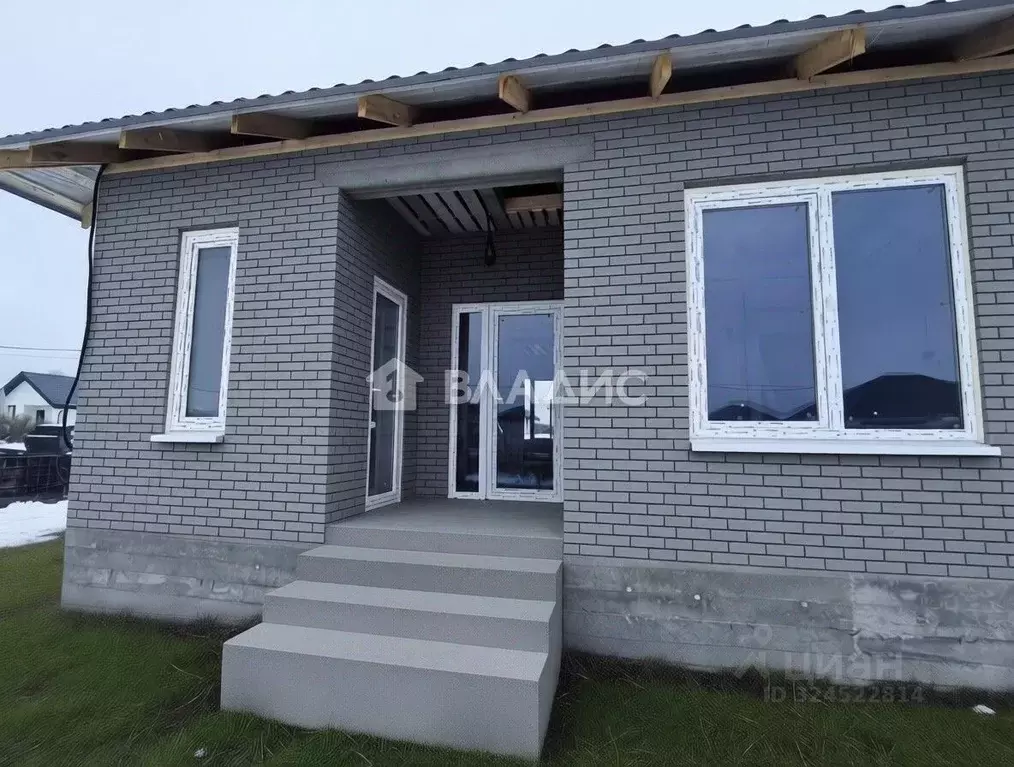 Дом в Калининградская область, Гурьевский муниципальный округ, пос. ... - Фото 1