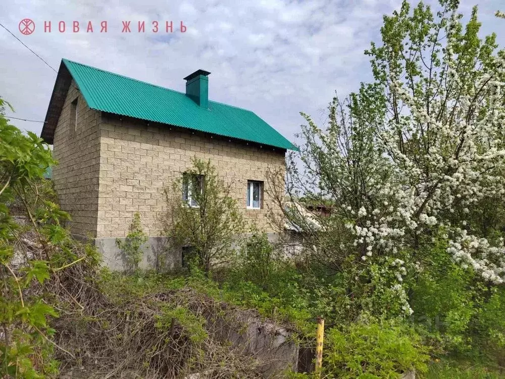 Дом в Самарская область, Красноярский район, Новосемейкино городское ... - Фото 0