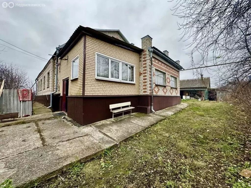 Дом в слобода Пригородняя, улица Новая Комарова (199.1 м) - Фото 1